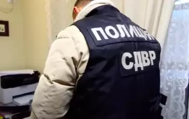 Адвокатски сътрудник е задържан за измама с 8 апартамента в София