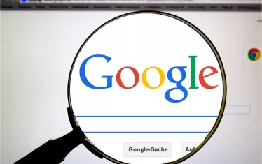 Атакуват Google заради премахнати връзки към медии в САЩ