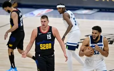 Йокич се нареди до НБА икони с третата си MVP